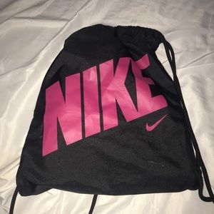 Nike drawstring bag